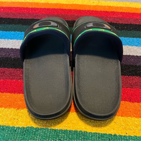 Nike Oregon ducks Slides Slip Ons Mens 7.5 women’s 9 - Picture 10 of 16